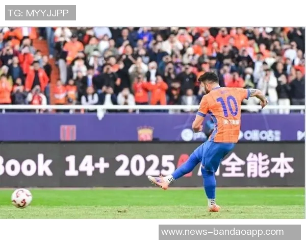 中超射手榜争夺白热化瓦科领先莱昂纳多法比奥两轮决战在即